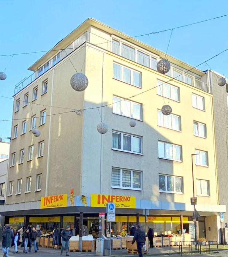 Wohn und Geschäftshaus in 1A-City-Lage von Wuppertal Barmen Kaufpreis: 1.290.000 €, Gesamtfläche ca. 996 m² Wohn und Geschäftshaus in 1A-City-Lage von Wuppertal Barmen Kaufpreis: 1.290.000 €, Gesamtfläche ca. 996 m²